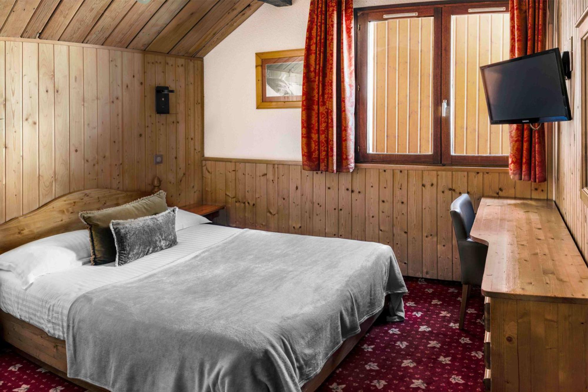 Budget Double Room without Balcony